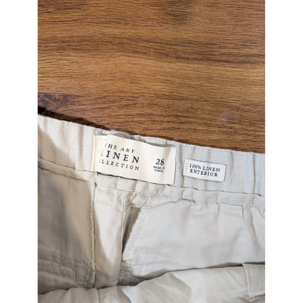 Abercrombie & Fitch waist 16